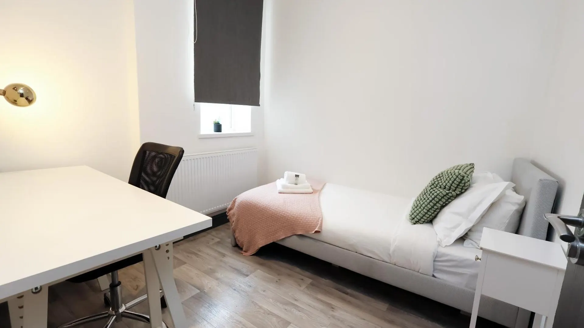 Luxury Living, Central Spot Cardiff